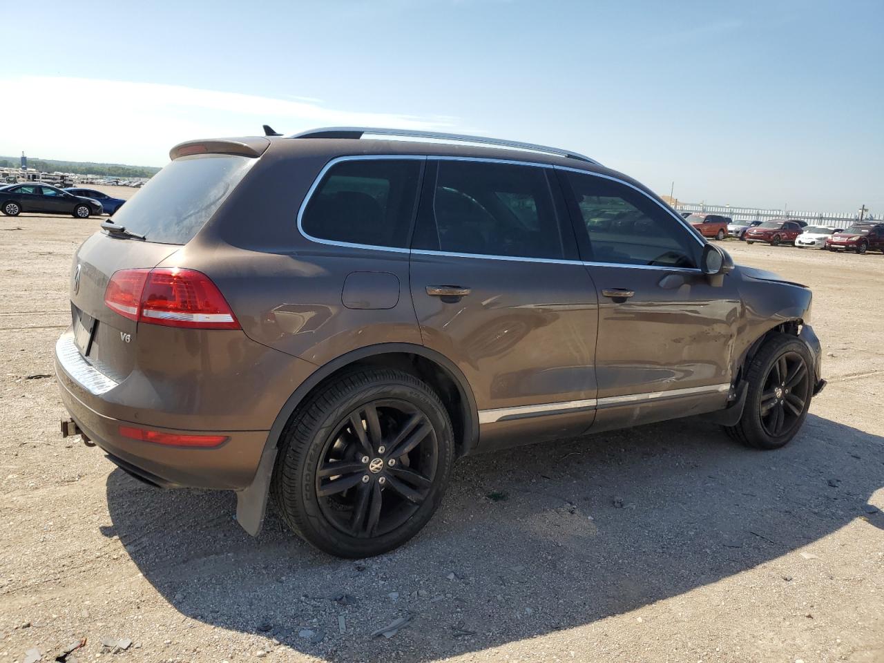2014 VOLKSWAGEN TOUAREG V6 photo 5