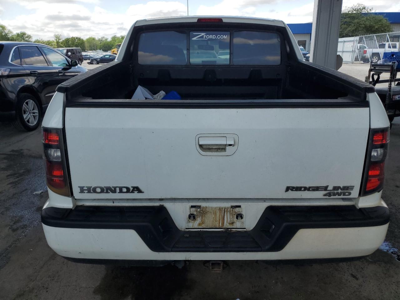 2013 HONDA RIDGELINE SPORT photo 11