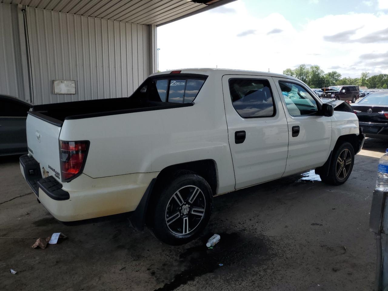 2013 HONDA RIDGELINE SPORT photo 5