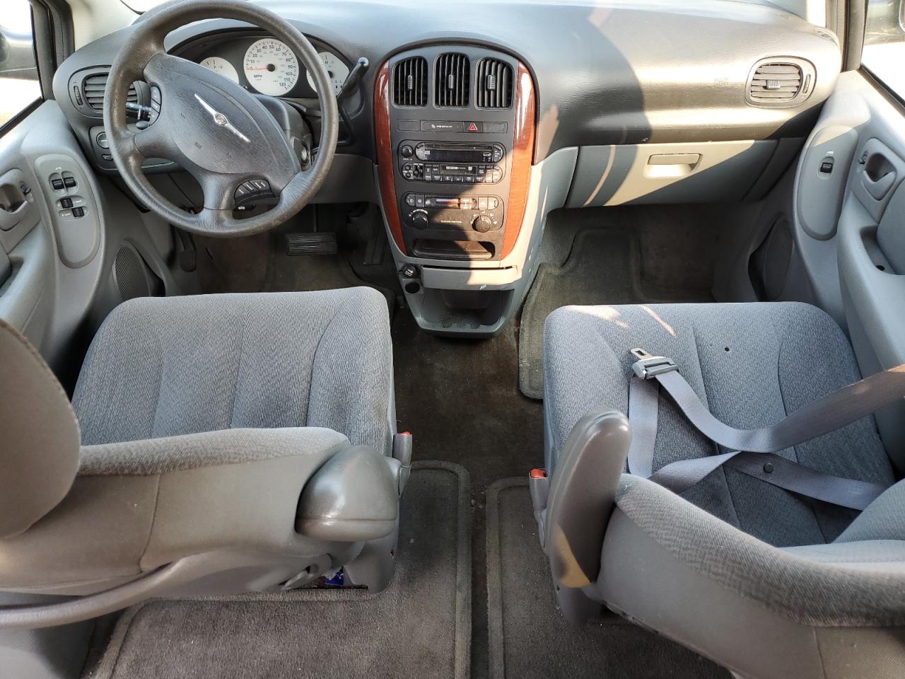 2006 CHRYSLER TOWN & COUNTRY photo 8
