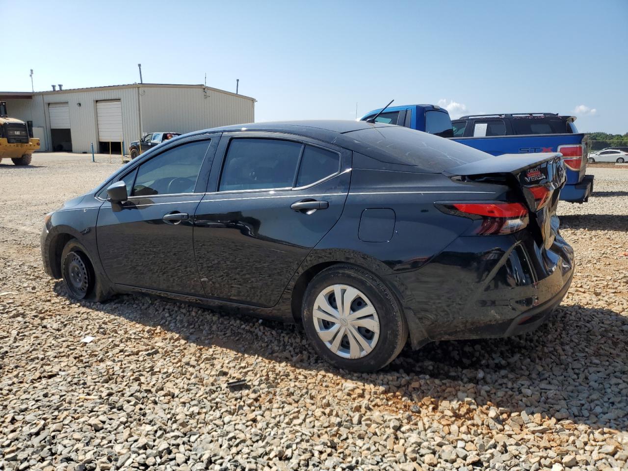 2024 NISSAN VERSA S photo 2