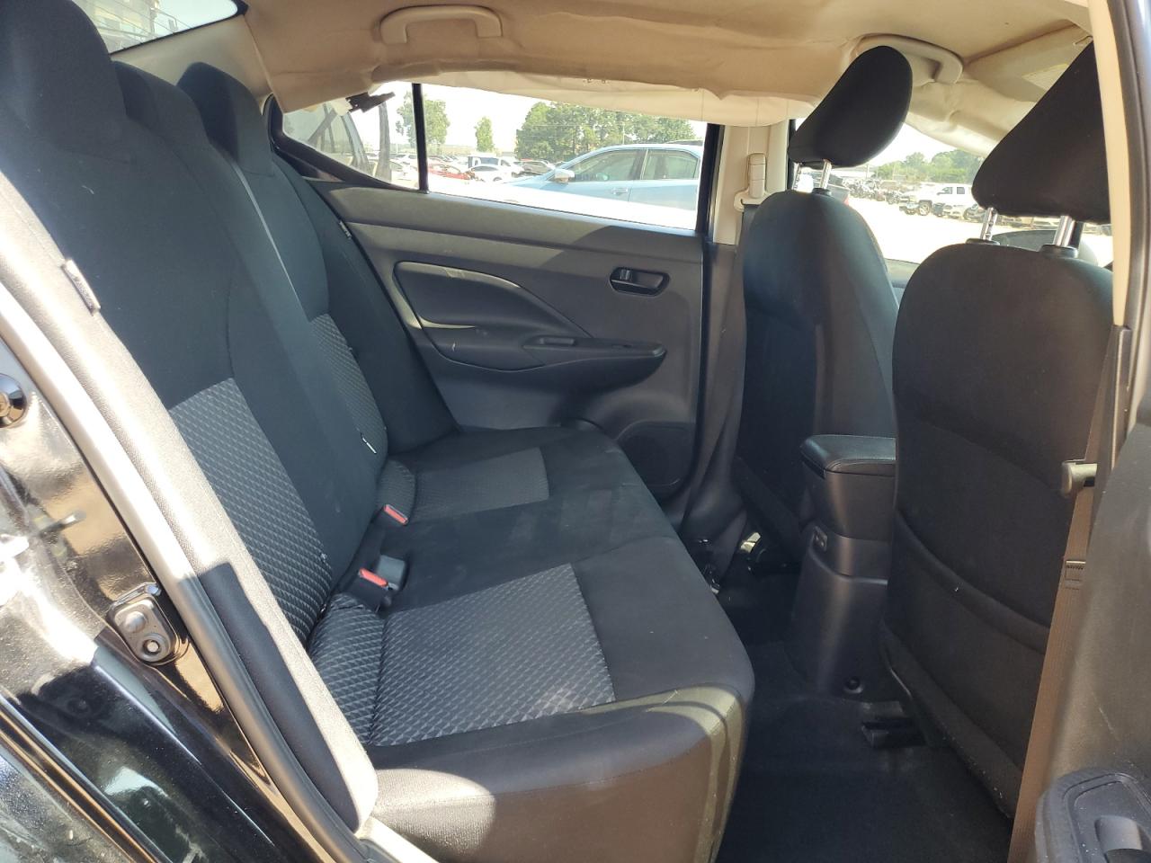 2024 NISSAN VERSA S photo 10