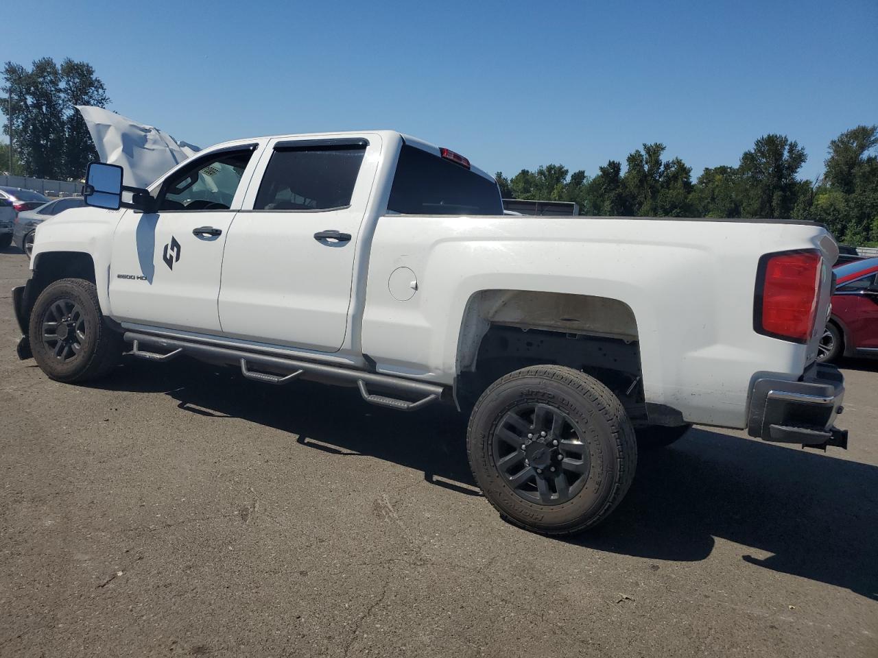 2018 CHEVROLET SILVERADO K2500 HEAVY DUTY photo 2