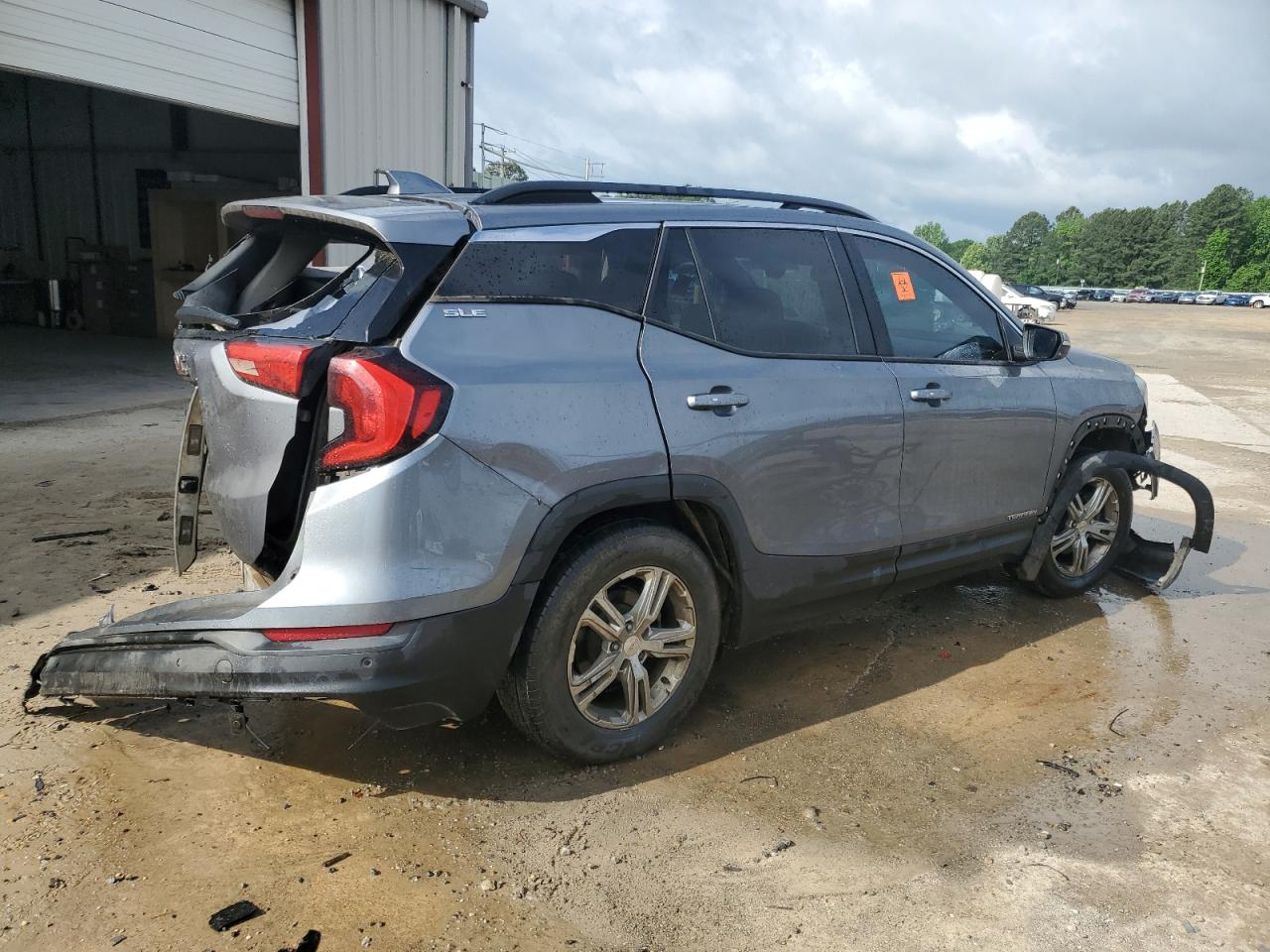 2018 GMC TERRAIN SLE photo 5