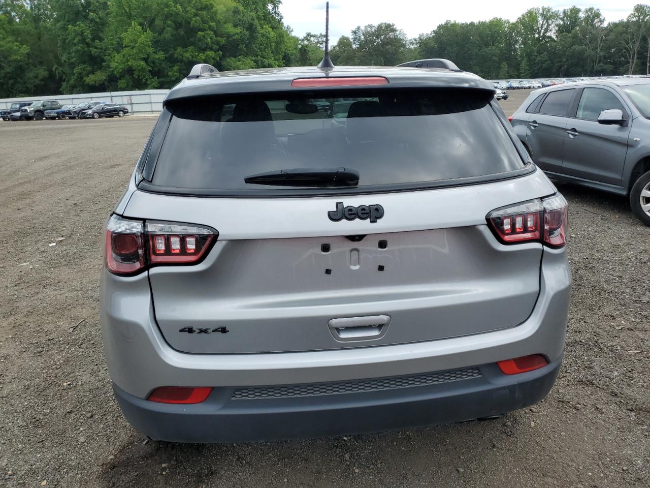 2022 JEEP COMPASS LATITUDE photo 16