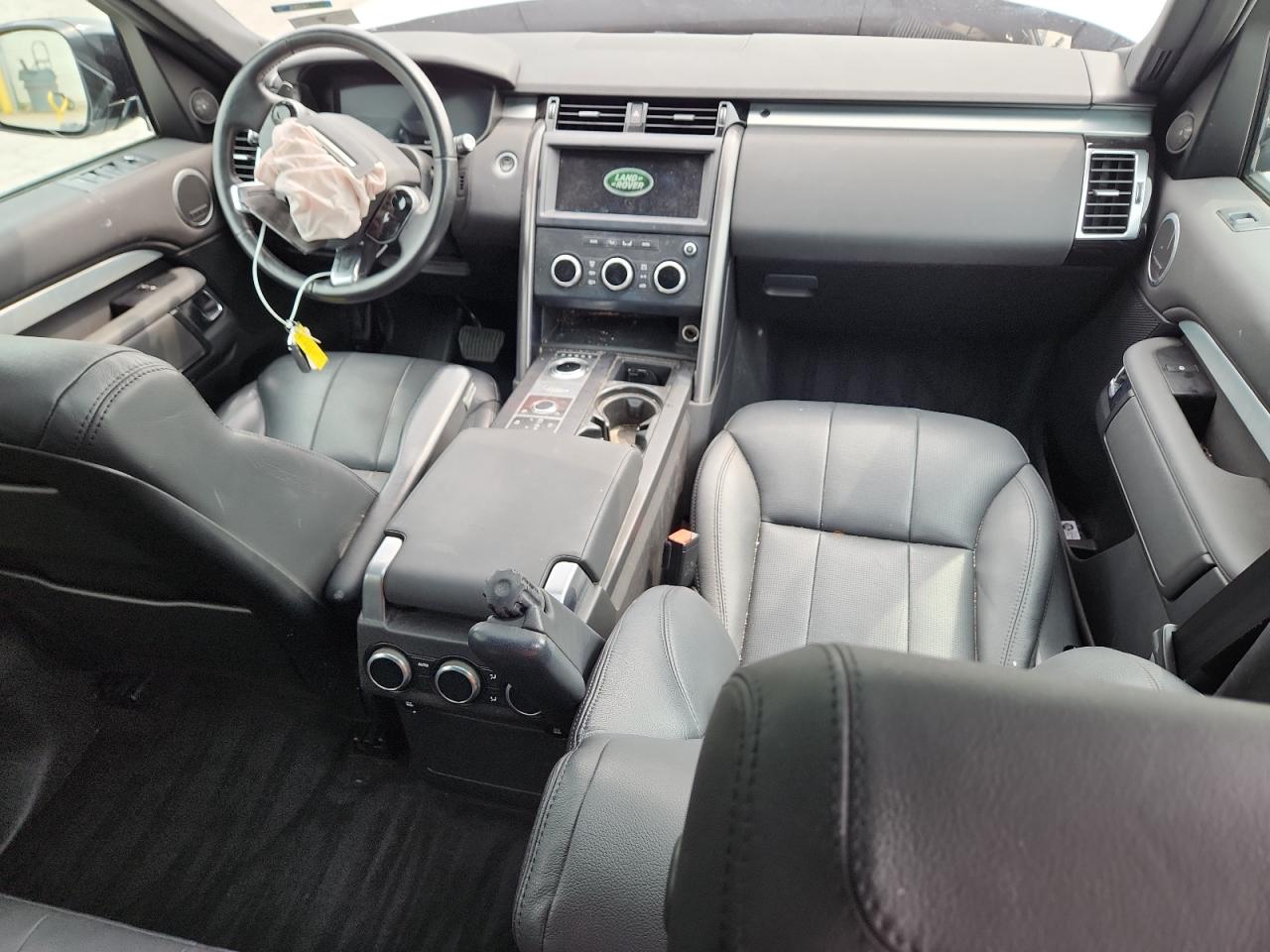 2020 LAND ROVER DISCOVERY LANDMARK photo 15