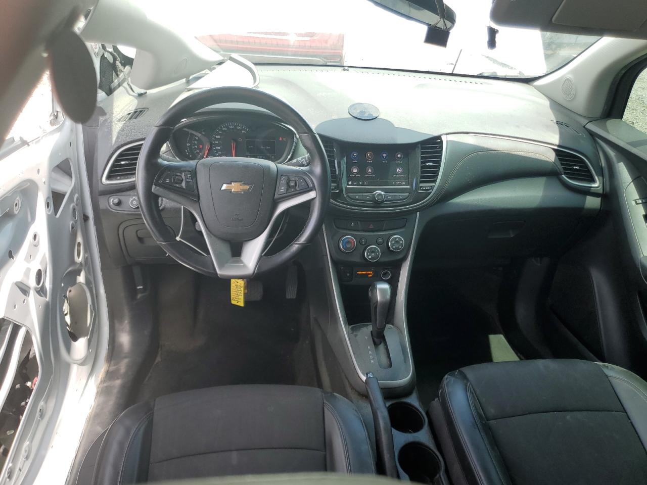 2022 CHEVROLET TRAX 1LT photo 22