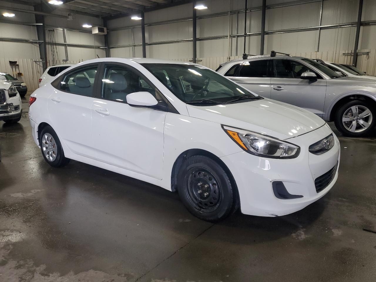 2016 HYUNDAI ACCENT SE photo 10