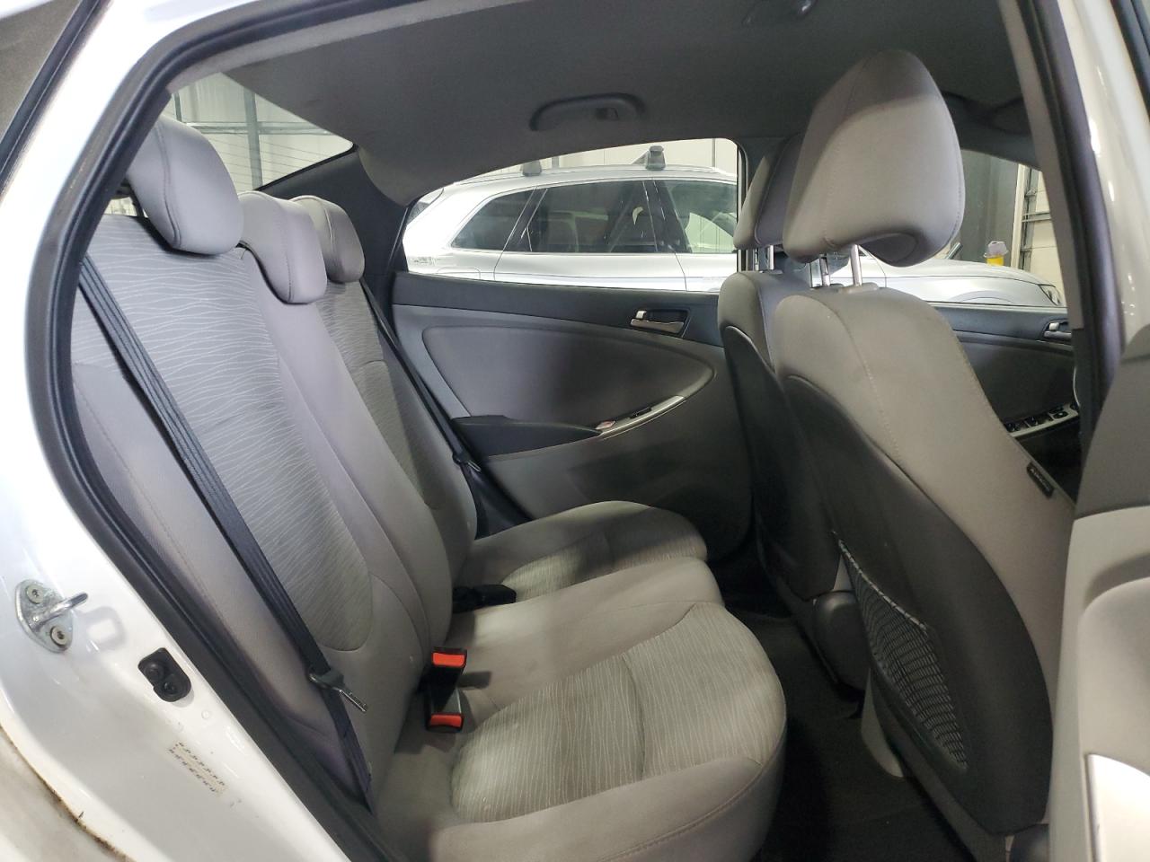2016 HYUNDAI ACCENT SE photo 28
