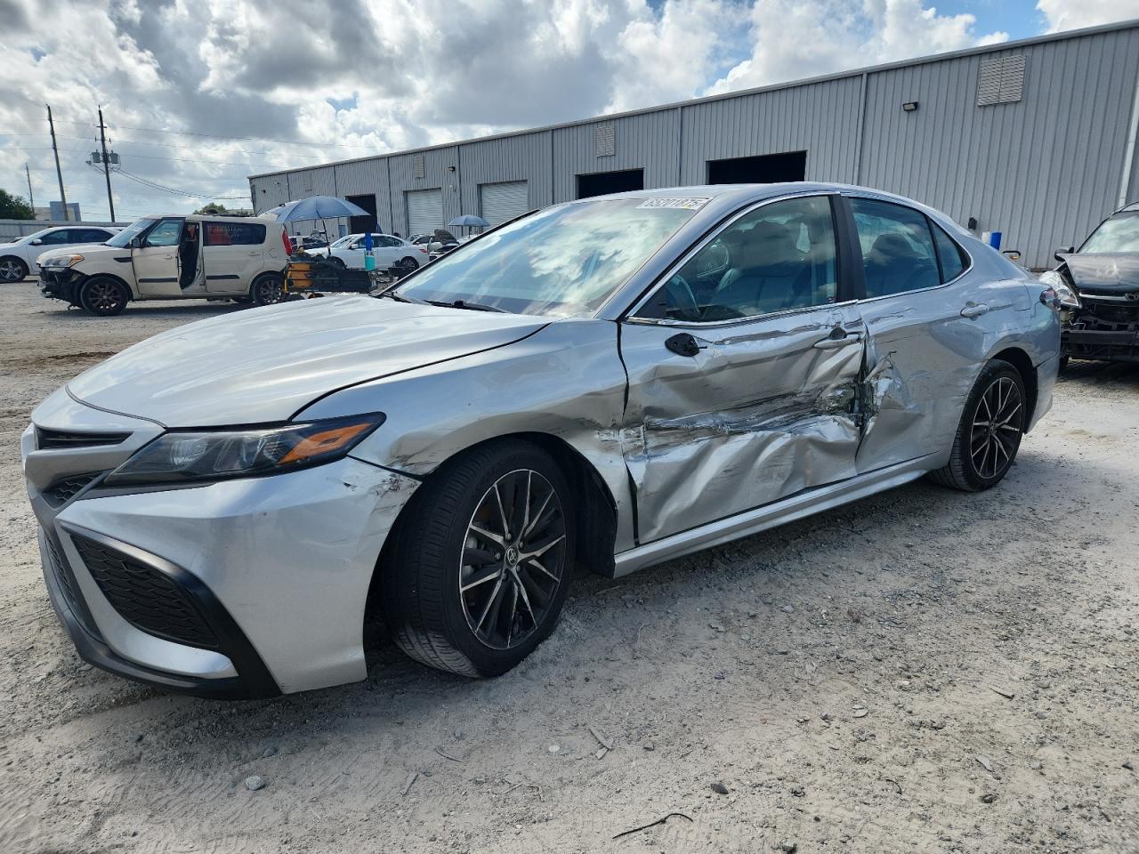 2021 TOYOTA CAMRY