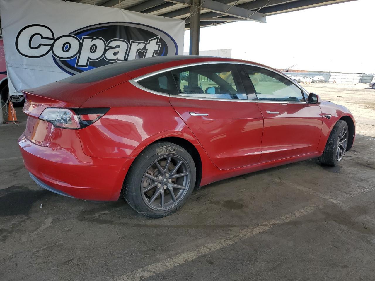 2018 TESLA MODEL 3 photo 5