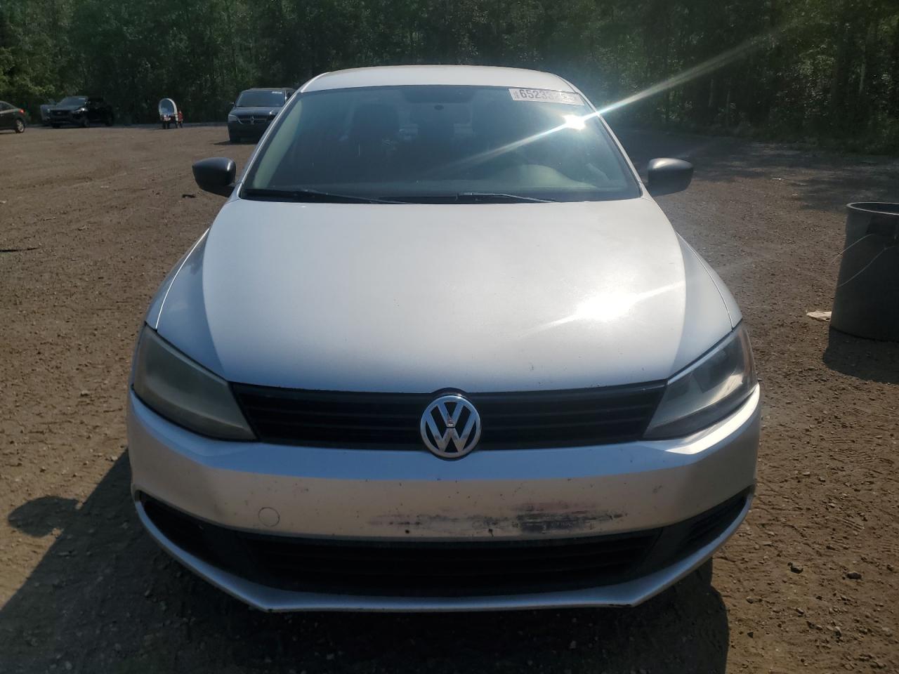 2011 VOLKSWAGEN JETTA BASE photo 5