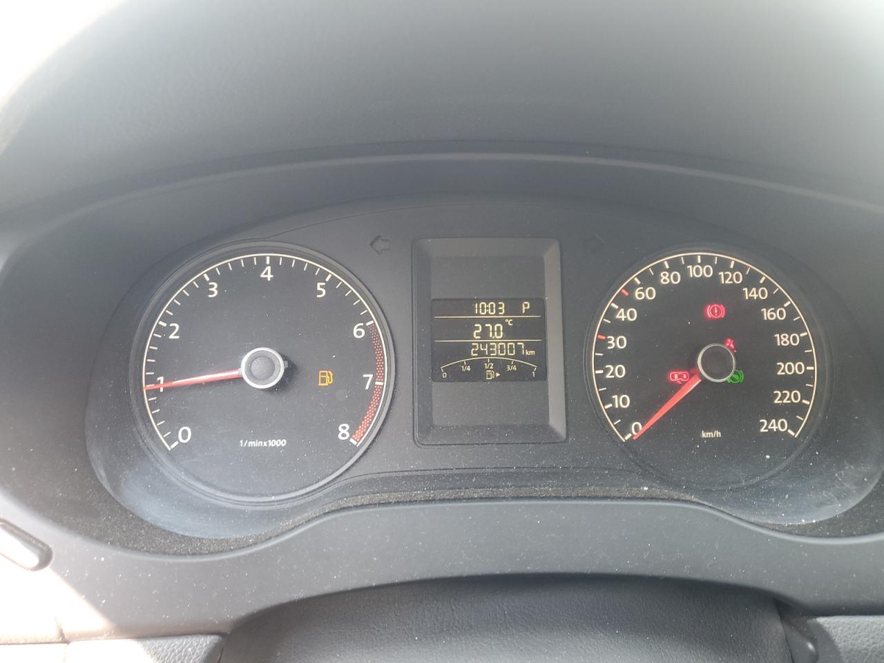 2011 VOLKSWAGEN JETTA BASE photo 9