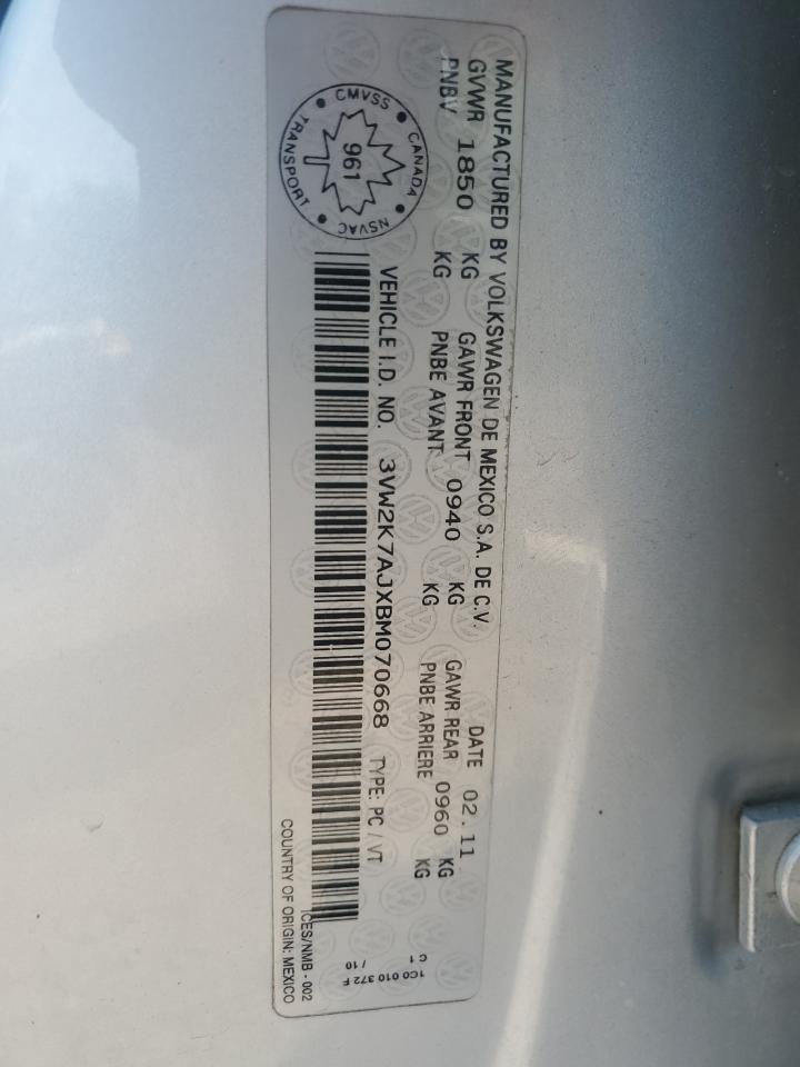 2011 VOLKSWAGEN JETTA BASE photo 12