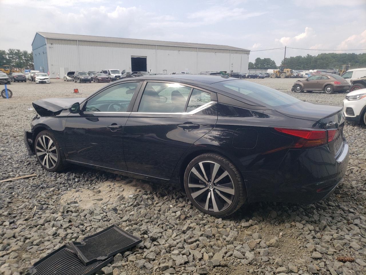 2019 NISSAN ALTIMA SR photo 4