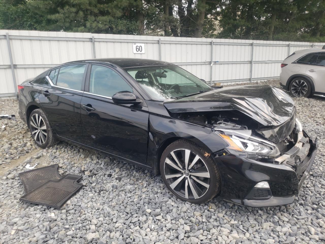 2019 NISSAN ALTIMA SR photo 10