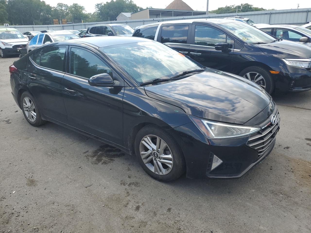 2020 HYUNDAI ELANTRA SEL photo 10