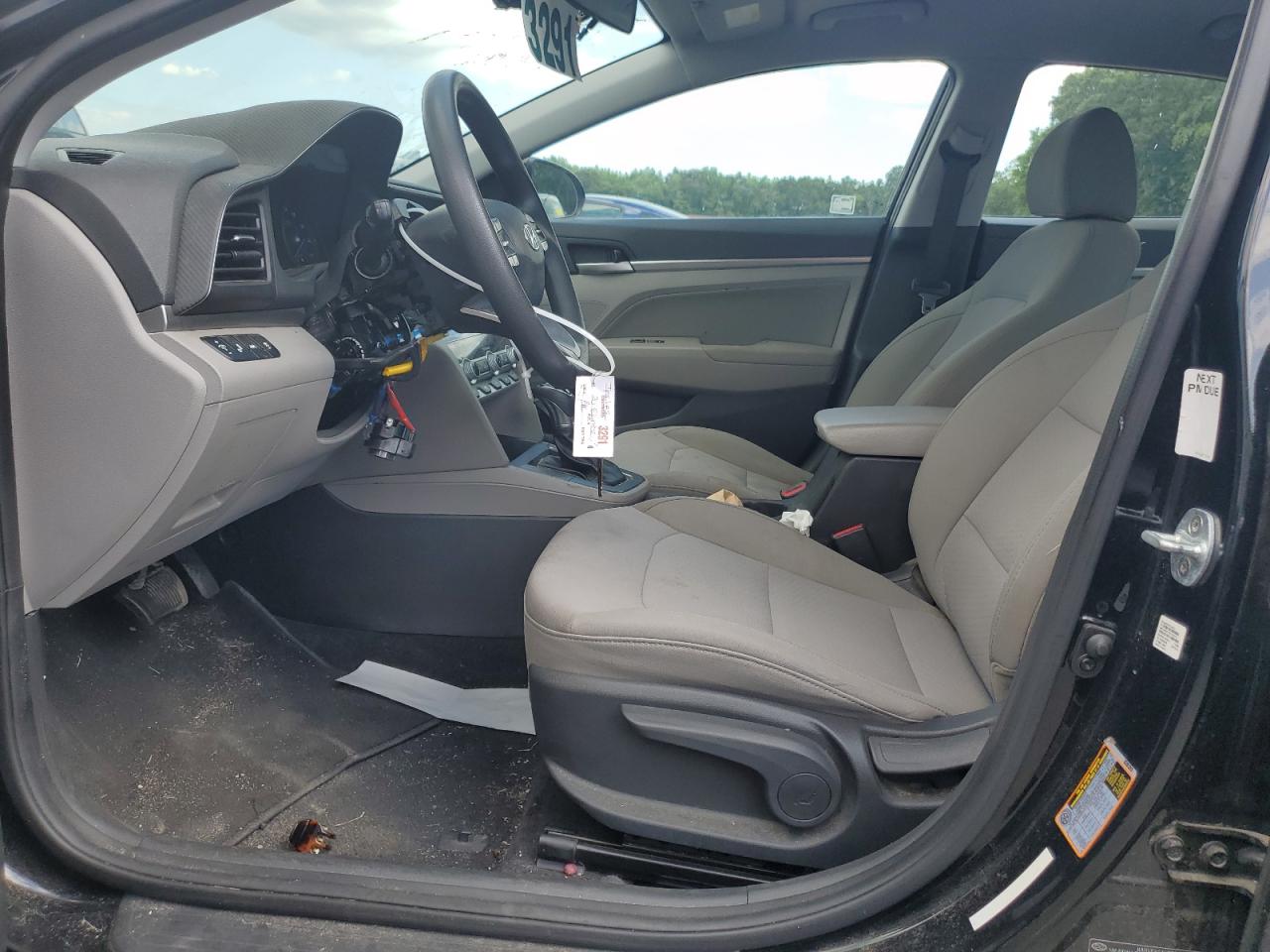 2020 HYUNDAI ELANTRA SEL photo 19