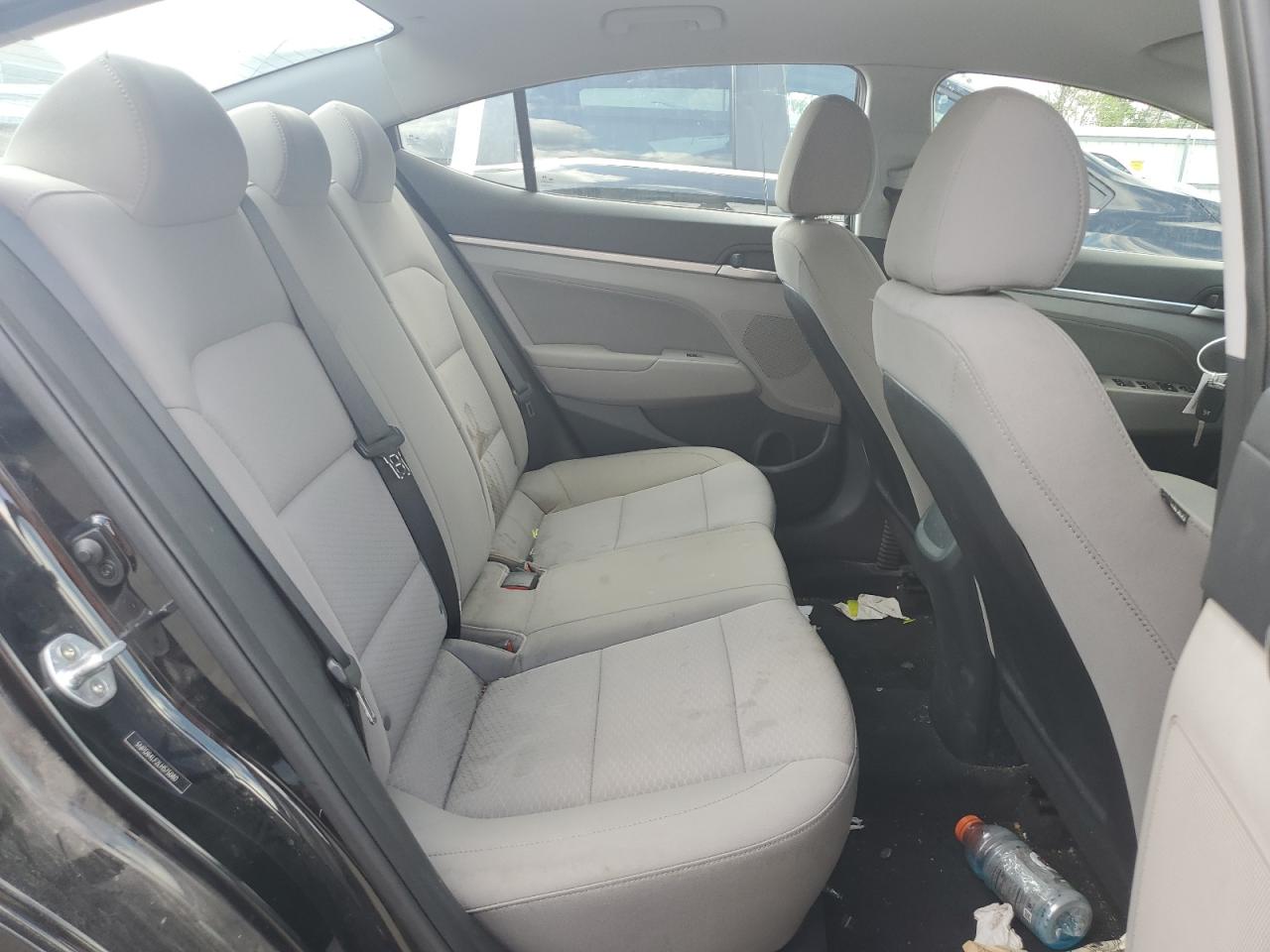 2020 HYUNDAI ELANTRA SEL photo 28