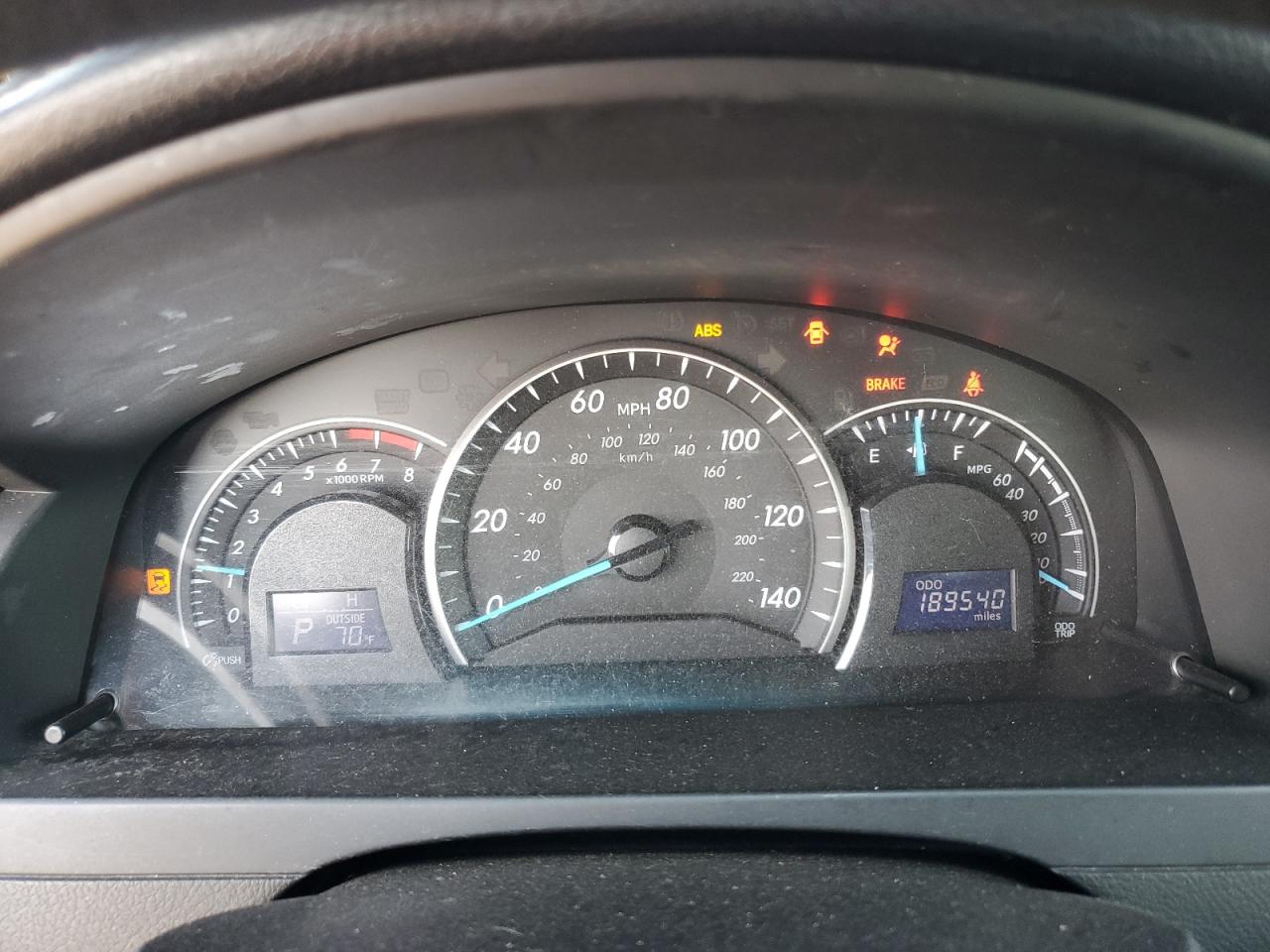 2012 TOYOTA CAMRY LE photo 25