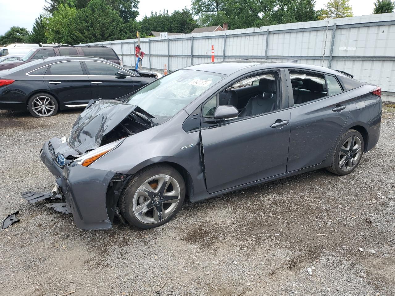 2019 TOYOTA PRIUS