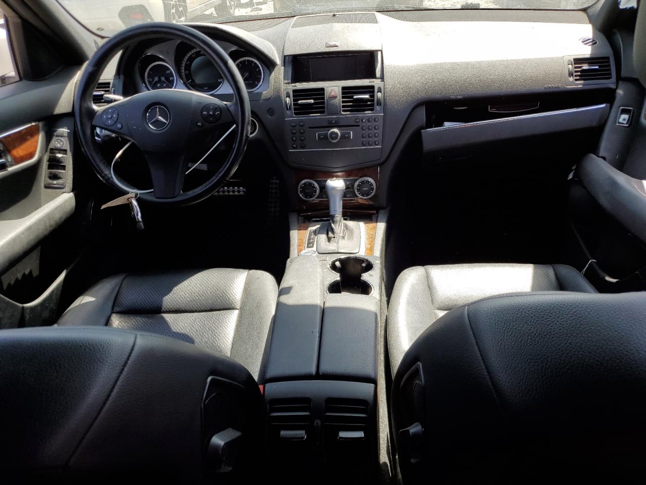2011 MERCEDES-BENZ C 300 photo 8