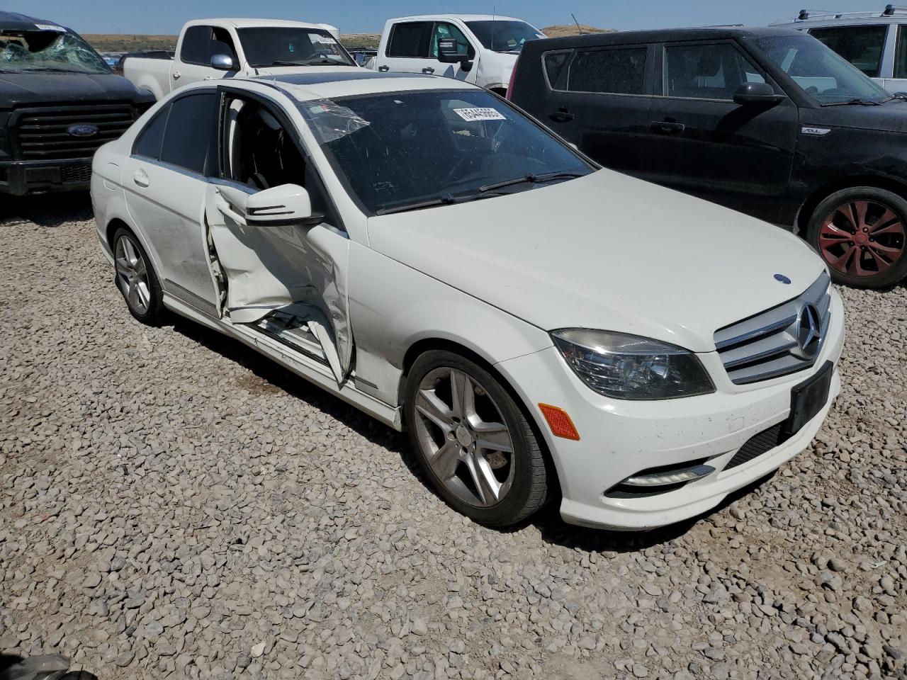 2011 MERCEDES-BENZ C 300 photo 4