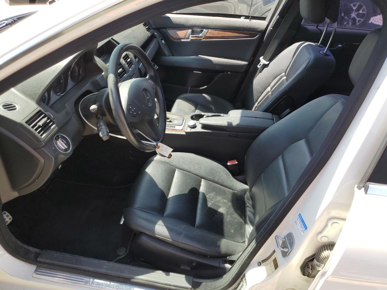 2011 MERCEDES-BENZ C 300 photo 7
