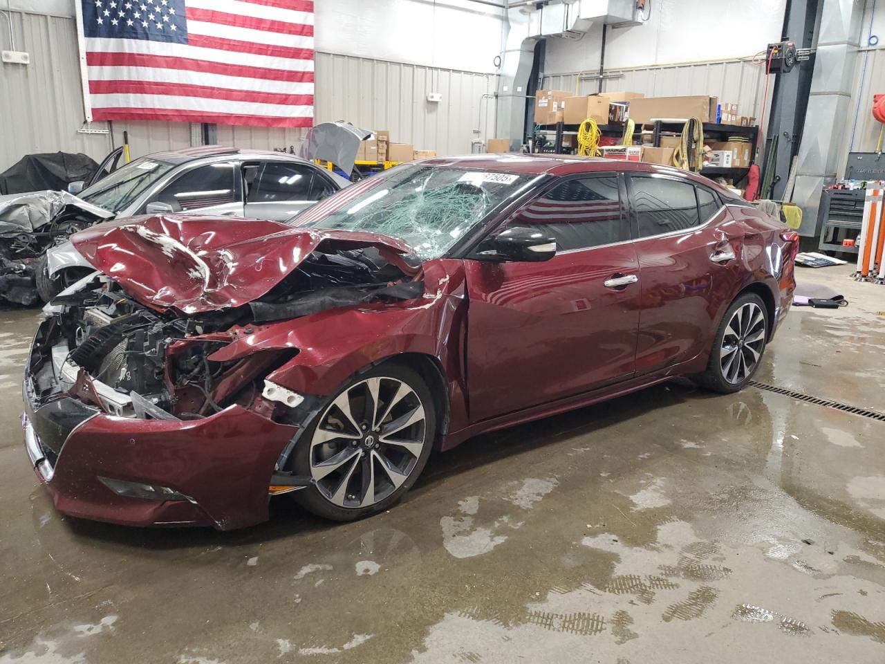 2017 NISSAN MAXIMA