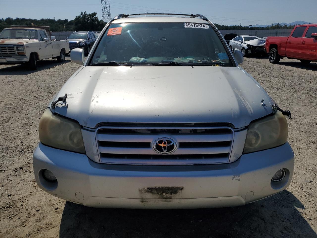 2004 TOYOTA HIGHLANDER photo 5