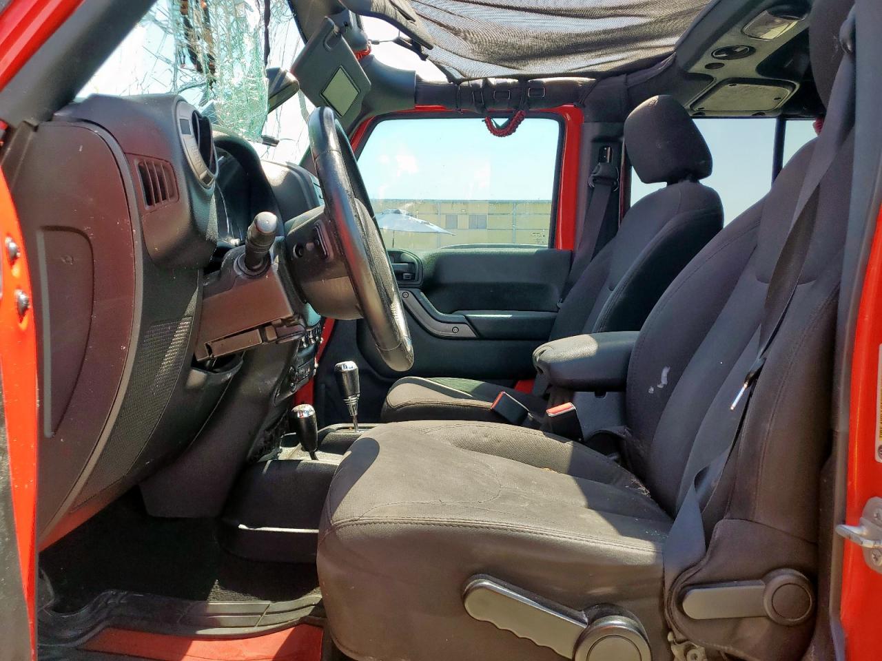 2015 JEEP WRANGLER photo 13