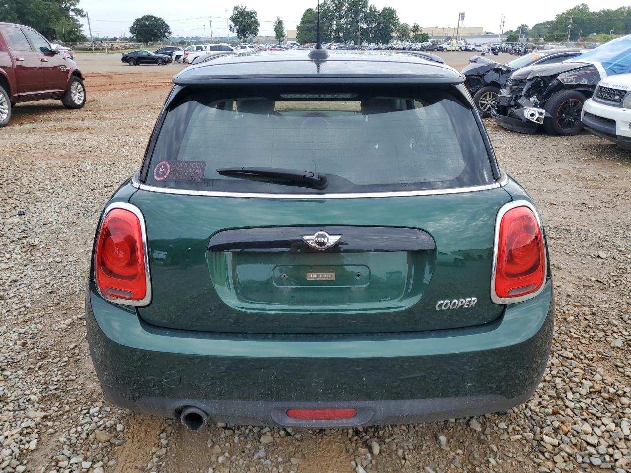 2017 MINI COOPER photo 11