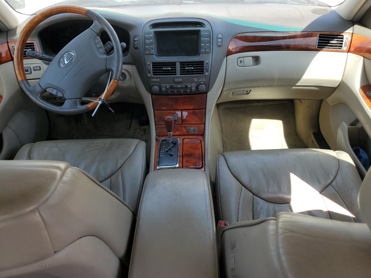 2001 LEXUS LS 430 photo 15