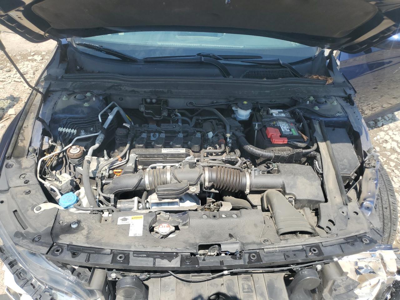2018 HONDA ACCORD LX photo 31