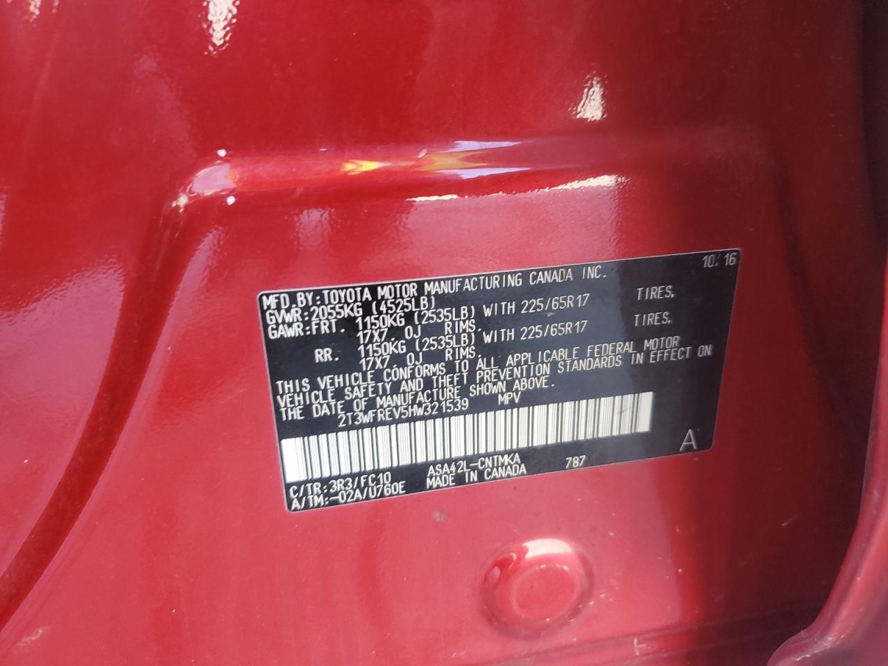 2017 TOYOTA RAV4 XLE photo 25