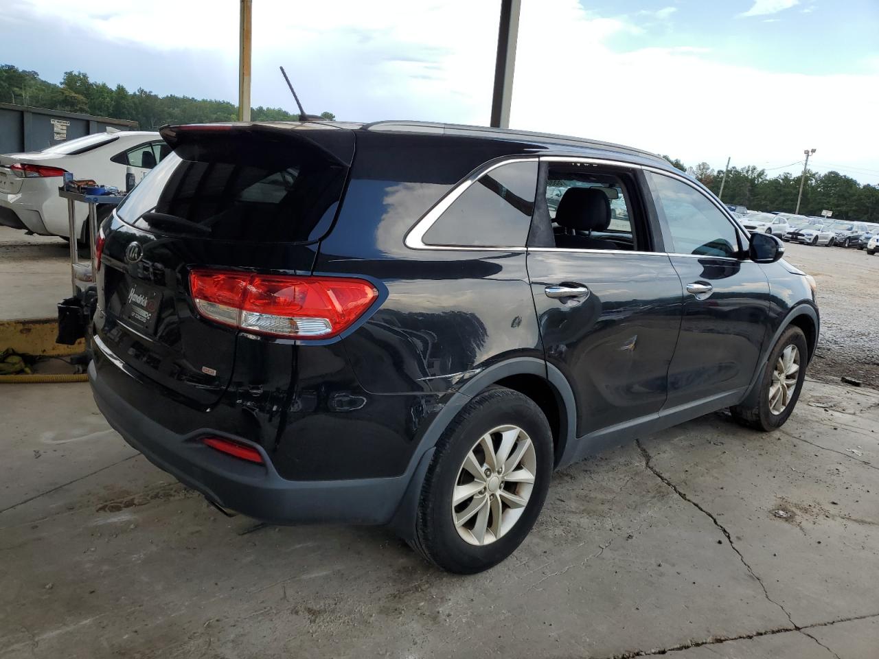 2016 KIA SORENTO LX photo 5