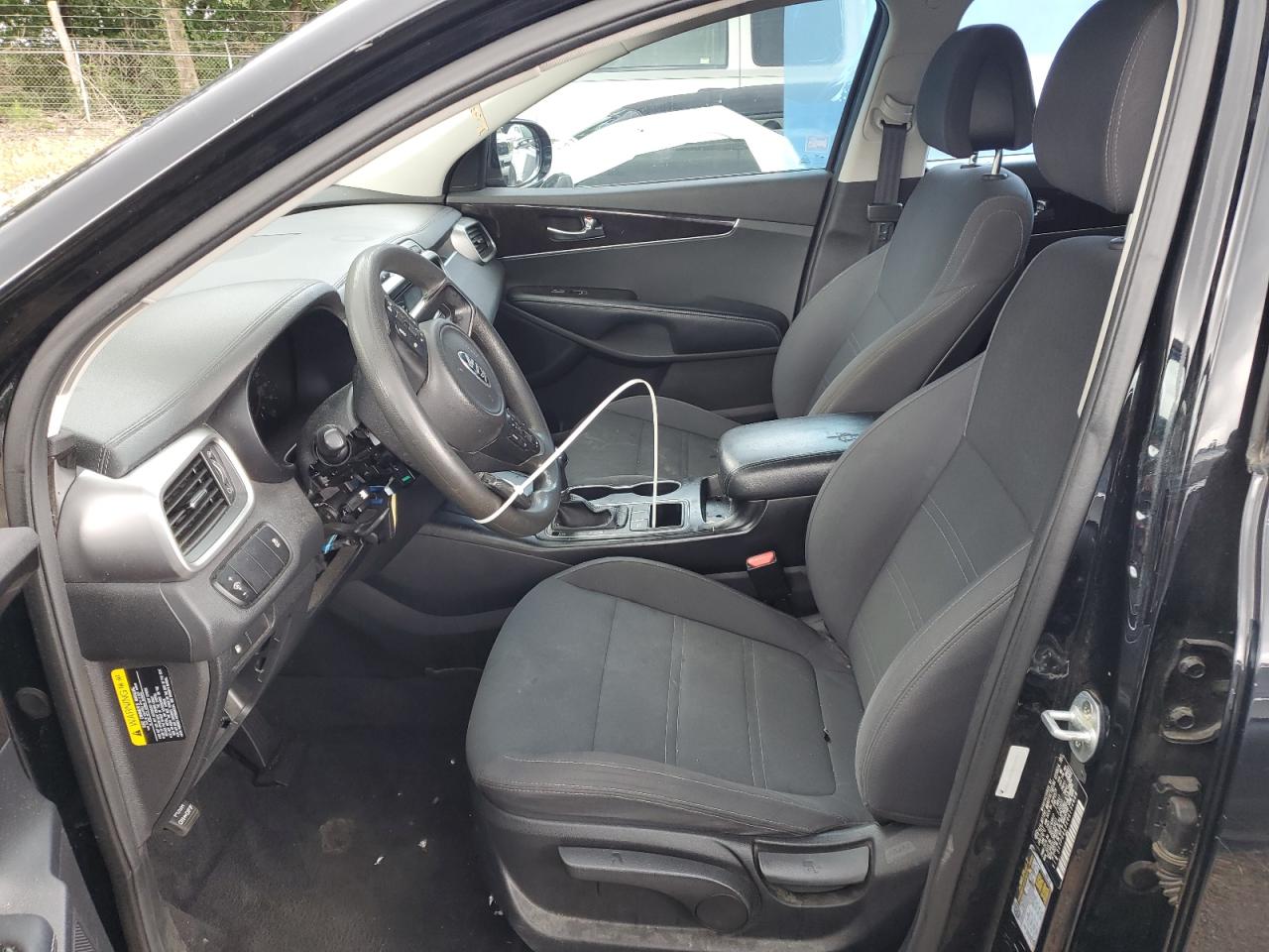 2016 KIA SORENTO LX photo 13