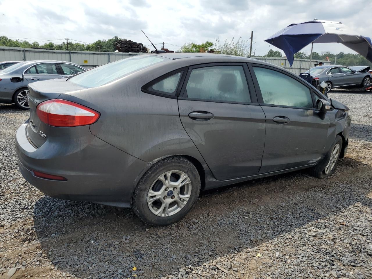 2016 FORD FIESTA SE photo 5