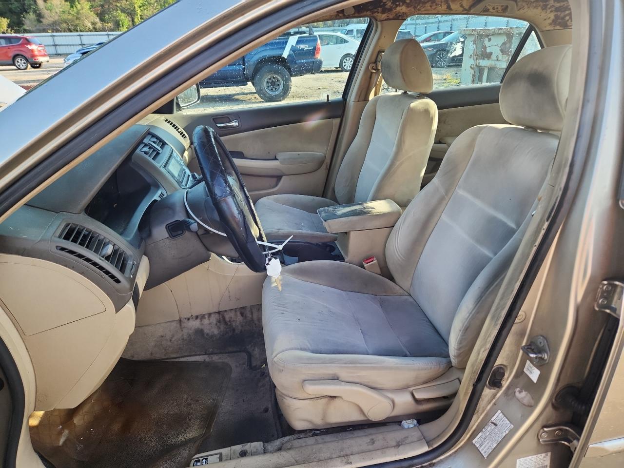 2003 HONDA ACCORD LX photo 13