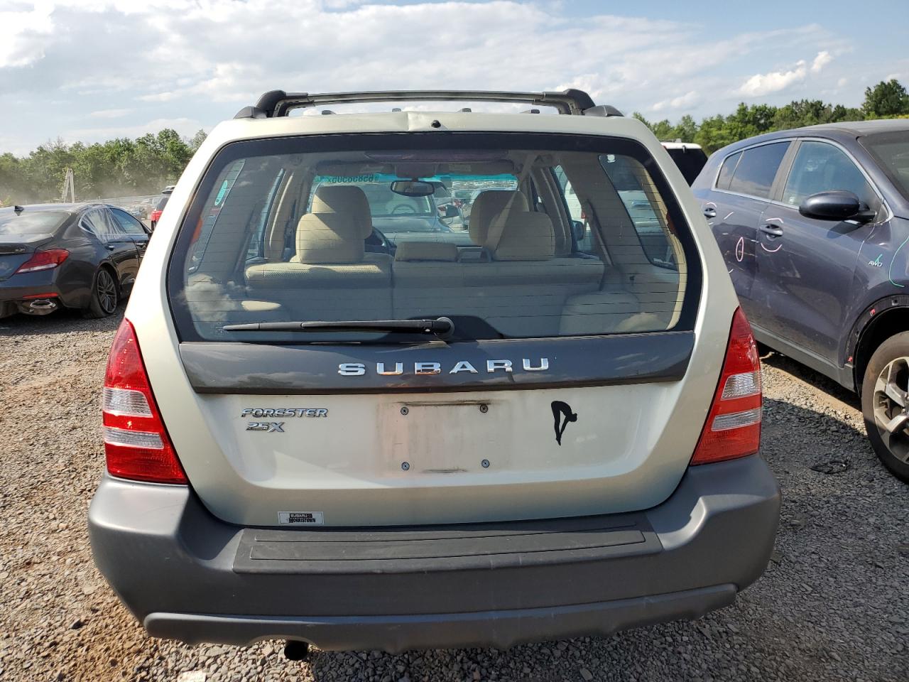 2005 SUBARU FORESTER 2.5X photo 11