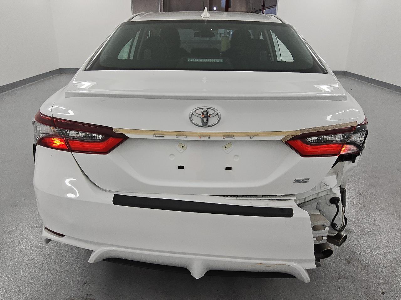 2024 TOYOTA CAMRY SE NIGHT SHADE photo 6