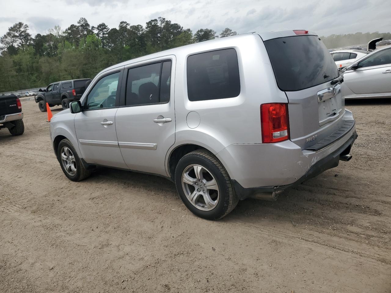 2012 HONDA PILOT EXL photo 3