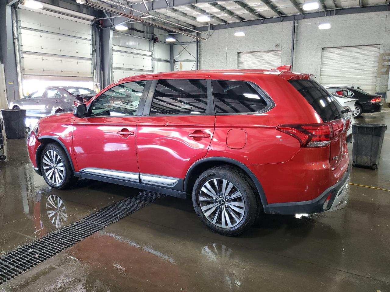 2019 MITSUBISHI OUTLANDER ES photo 3