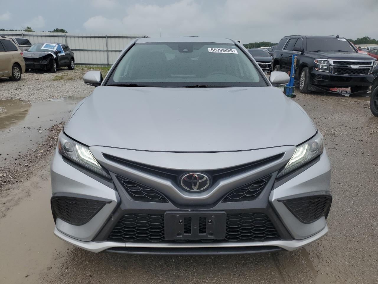 2024 TOYOTA CAMRY photo 5