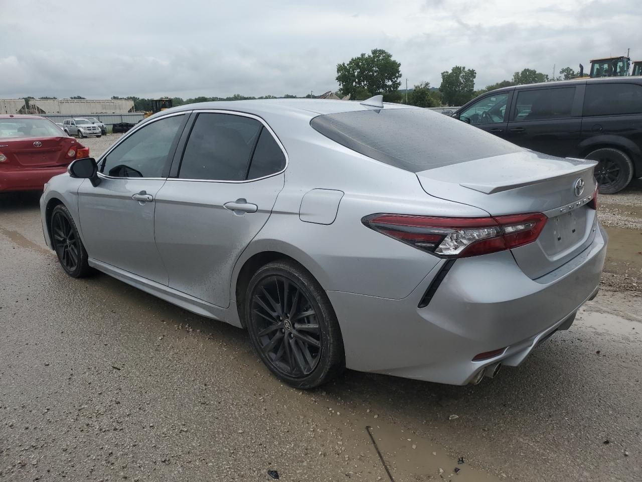 2024 TOYOTA CAMRY photo 2