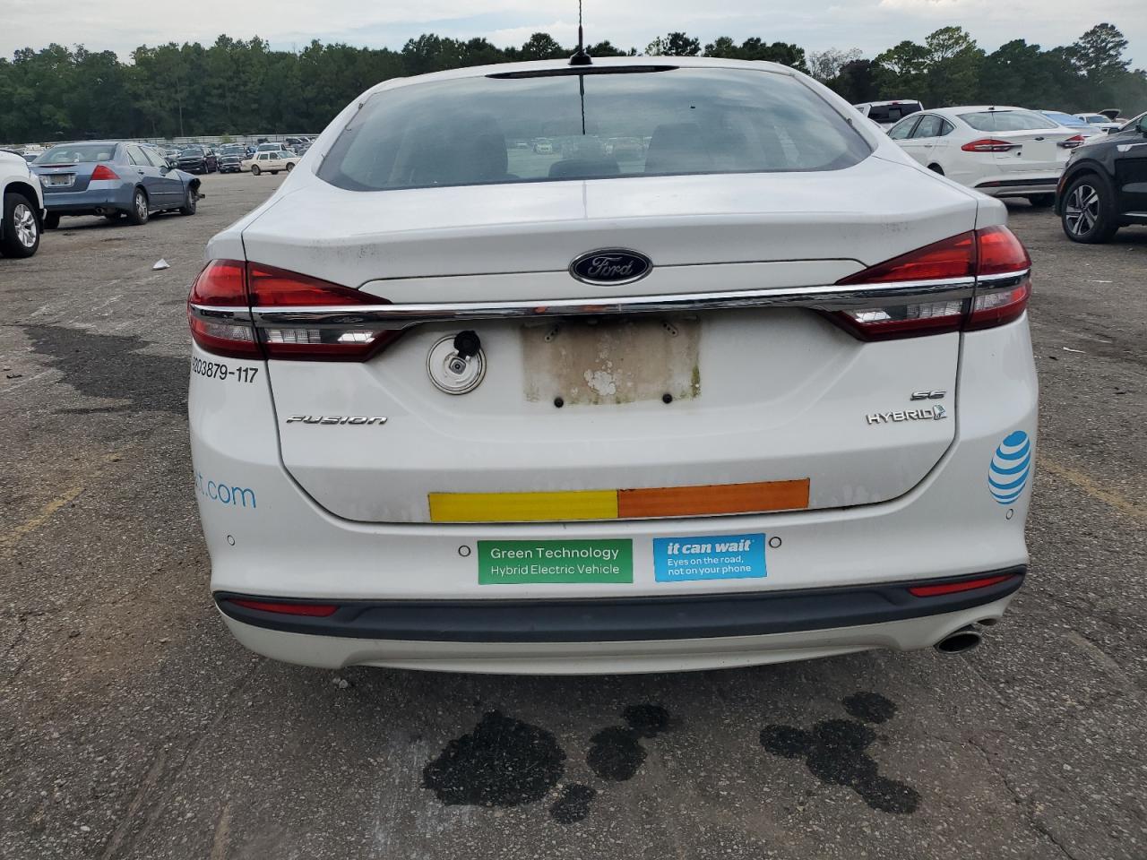 2017 FORD FUSION SE HYBRID photo 11