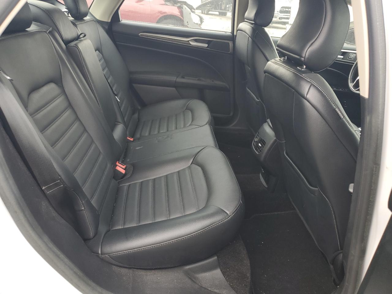 2017 FORD FUSION SE HYBRID photo 19