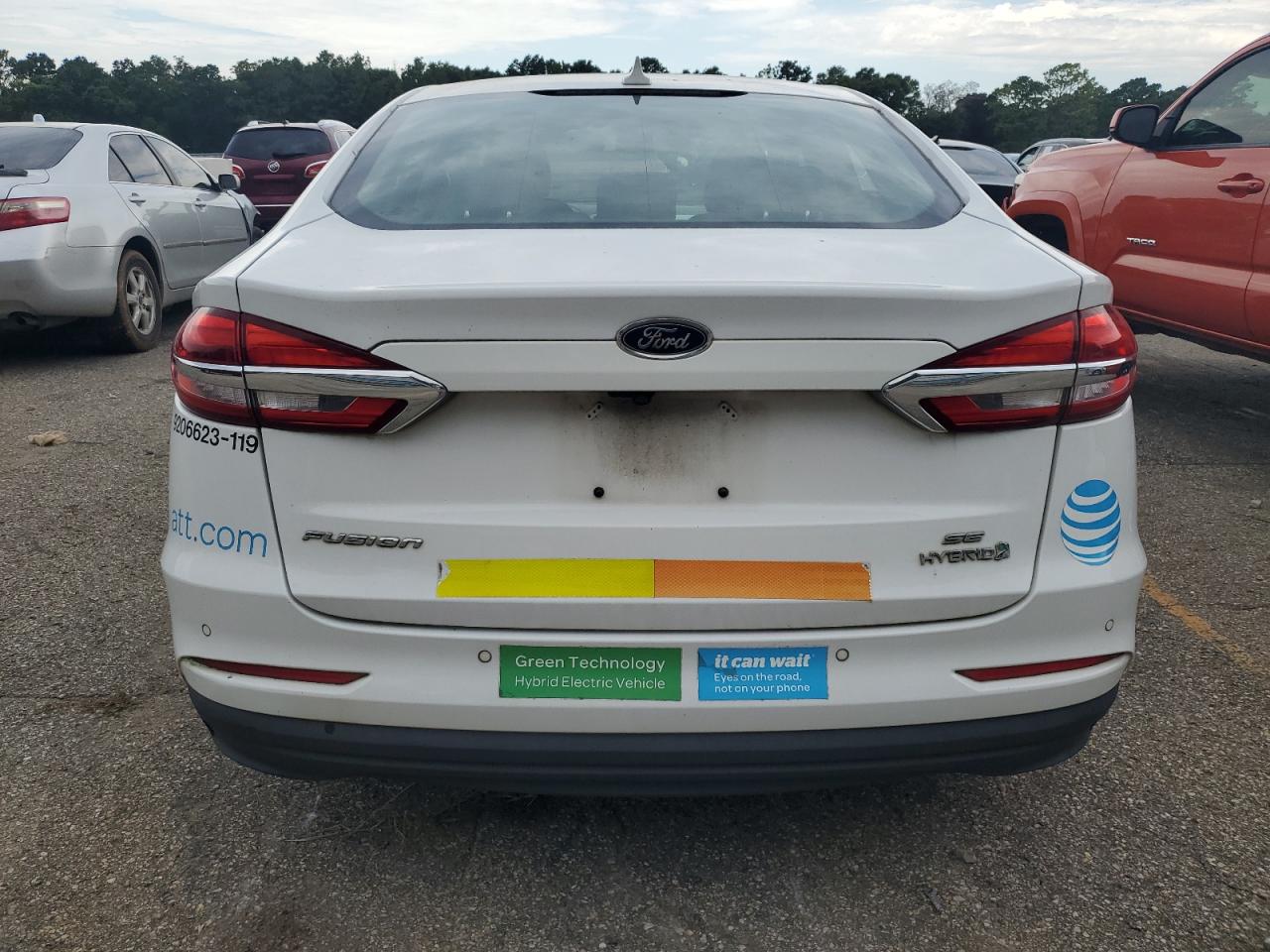 2019 FORD FUSION SE photo 6