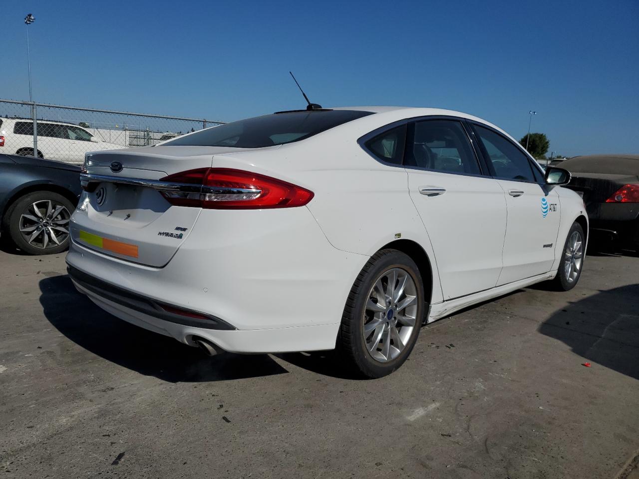 2017 FORD FUSION SE HYBRID photo 3