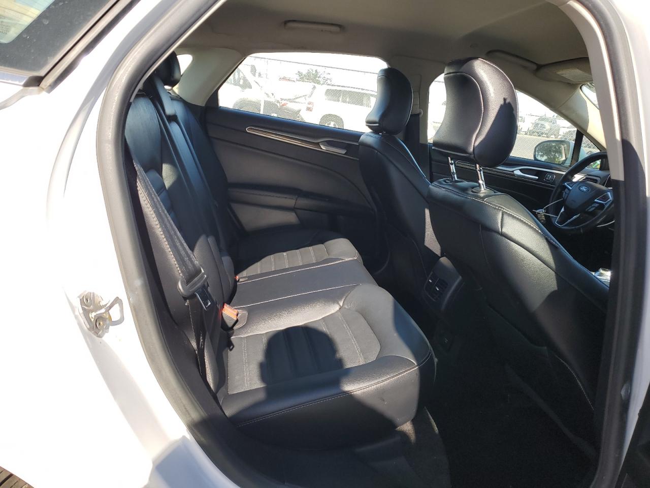 2017 FORD FUSION SE HYBRID photo 10